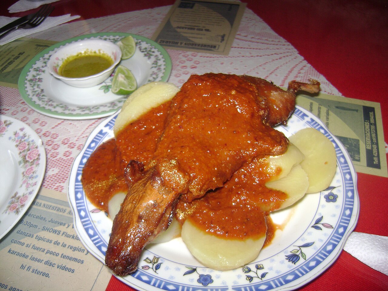 Estofado de cuy en salsa espesa